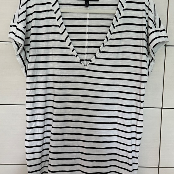 WHBM V-Neck Striped Tee - Size L - Picture 3 of 5